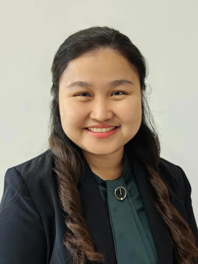 Jernestcia Febronia Gimbad, juga dikenali sebagai Teacher Jen